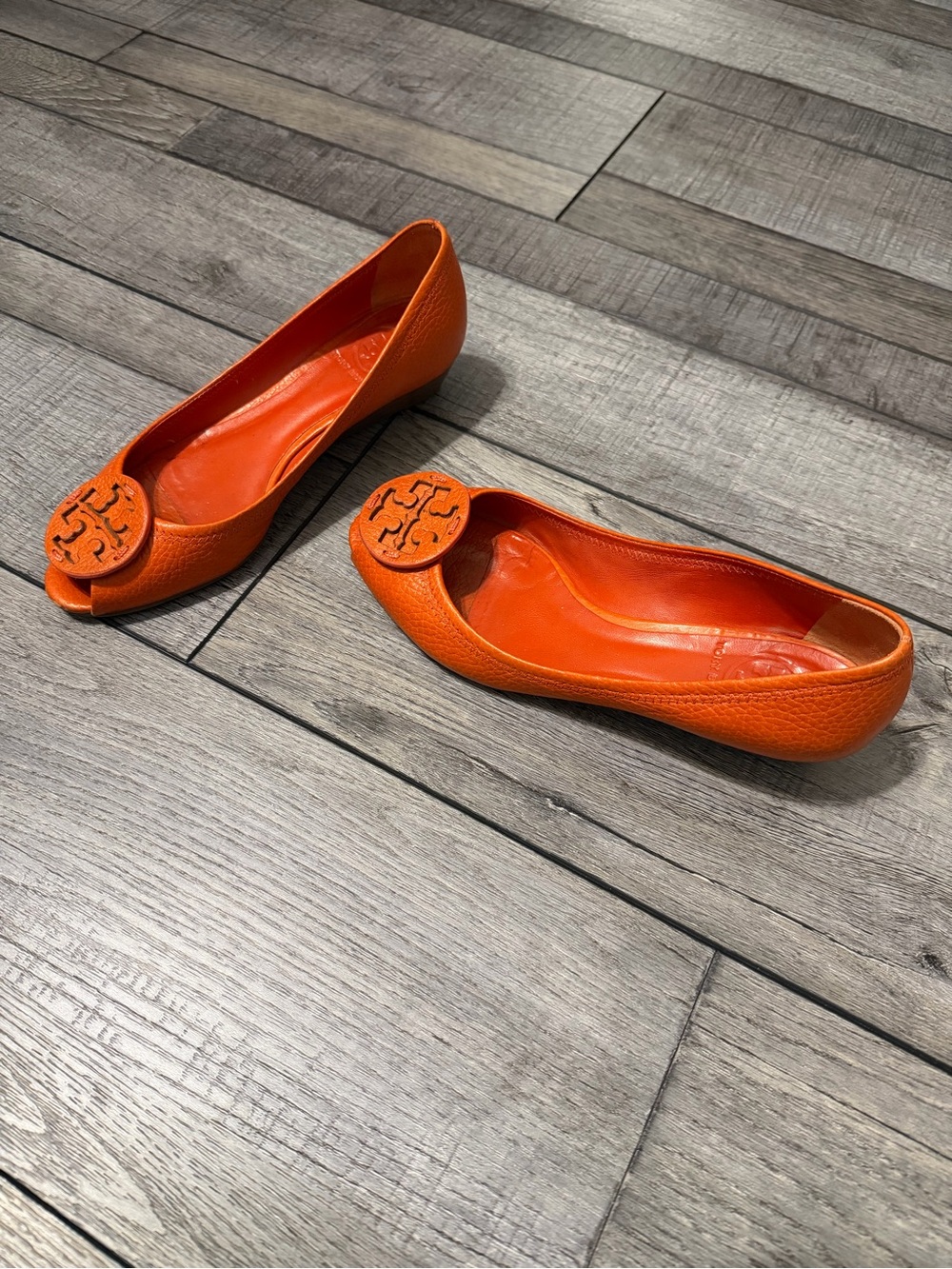 Tory Burch Orange Peep-Toe Logo Ballet low 1 inch heel wedges size 6